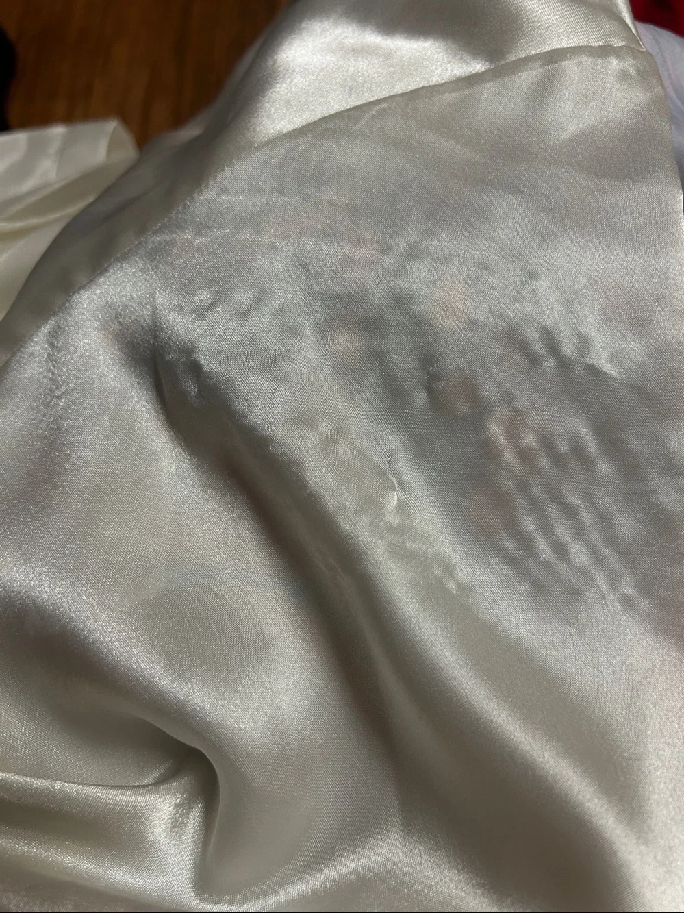 Victoria's Secret Satin Kimono Robe in Ivory